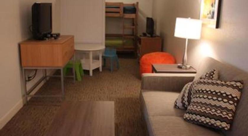 Holiday Inn Express Munising-Lakeview Hotel By Ihg Eksteriør bilde