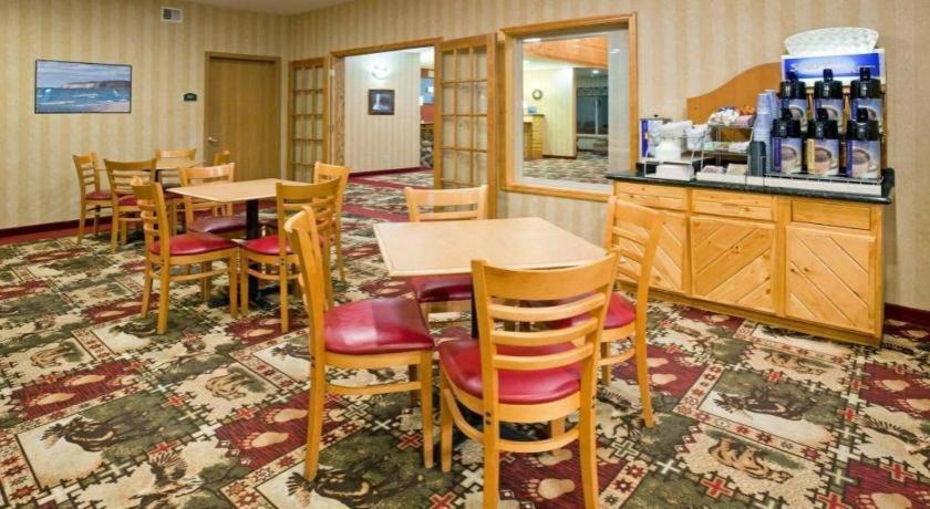 Holiday Inn Express Munising-Lakeview Hotel By Ihg Eksteriør bilde