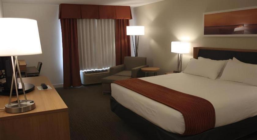 Holiday Inn Express Munising-Lakeview Hotel By Ihg Eksteriør bilde