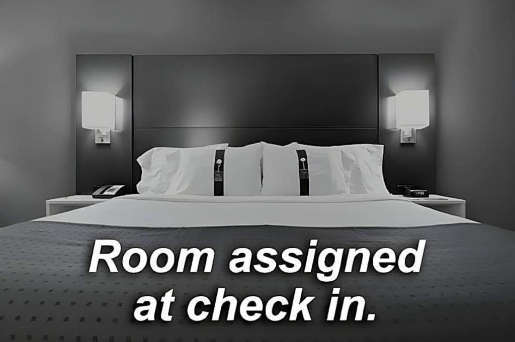 Holiday Inn Express Munising-Lakeview Hotel By Ihg Eksteriør bilde
